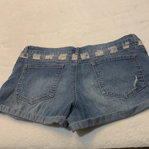 EUC denim shorts - Picture 3 of 4